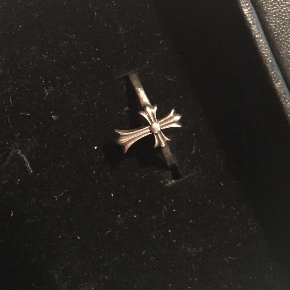 Chrome Heart cross ring